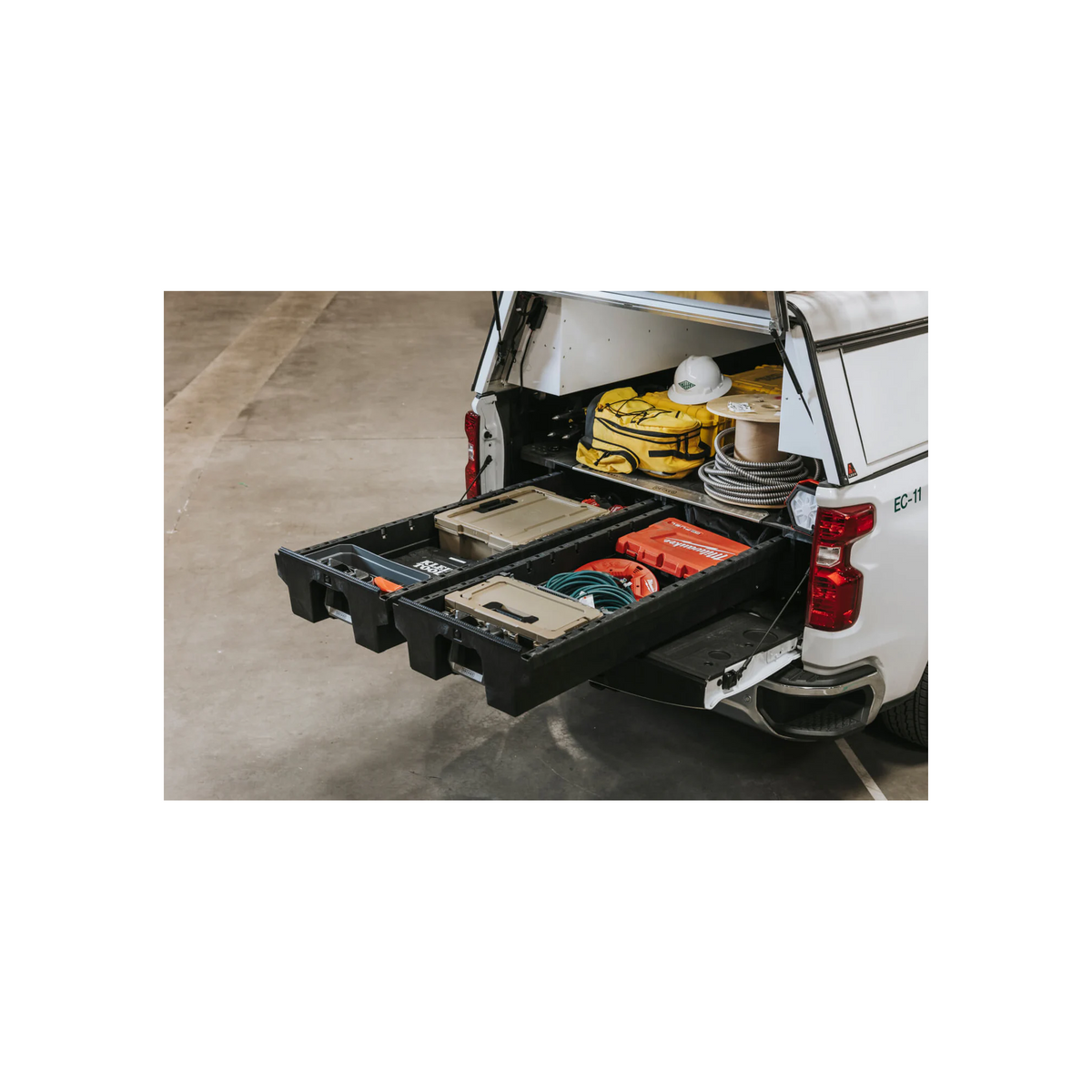 Drawer System + Premium Accessory Pack (5'6" Tub)
