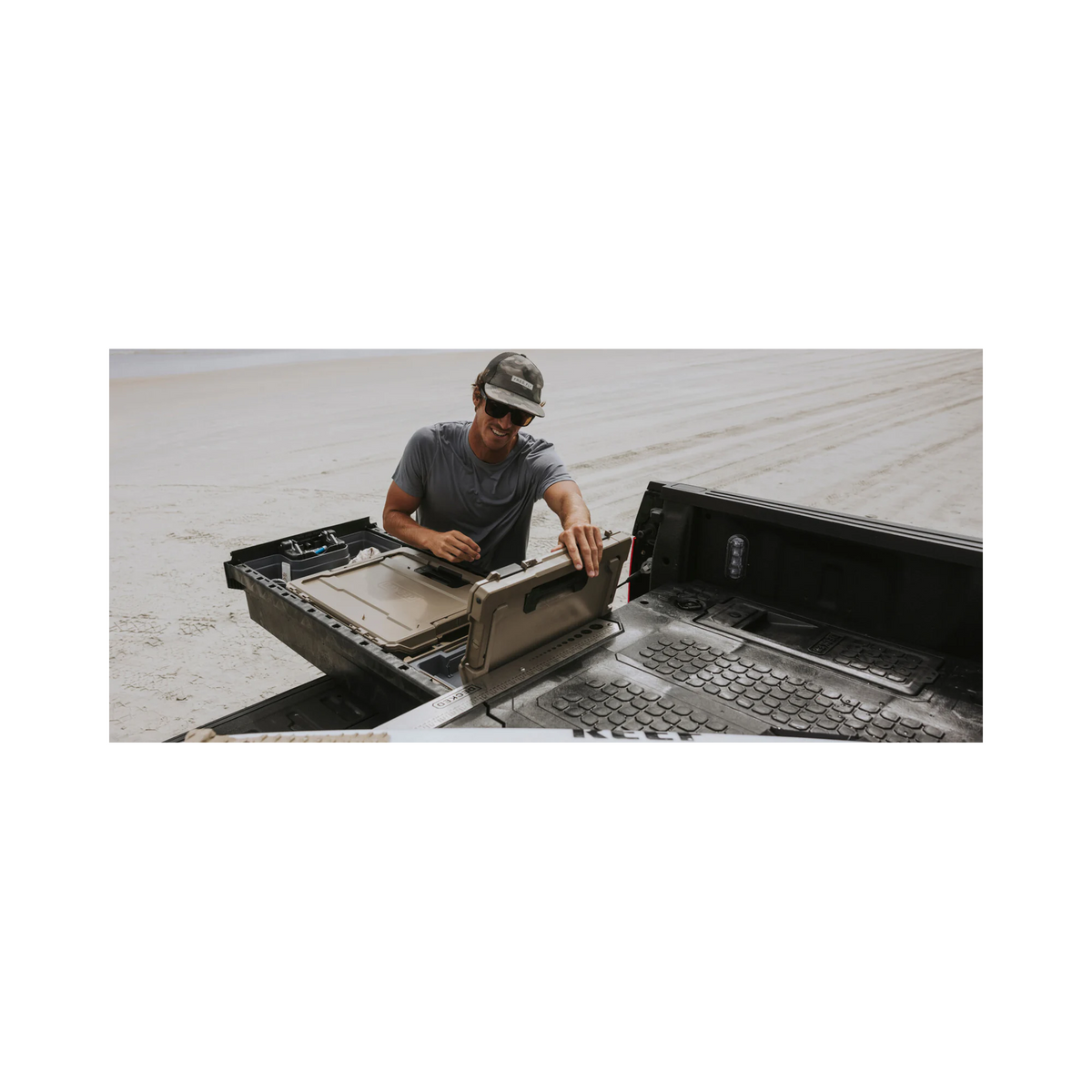Drawer System + Premium Accessory Pack (5'6" Tub)