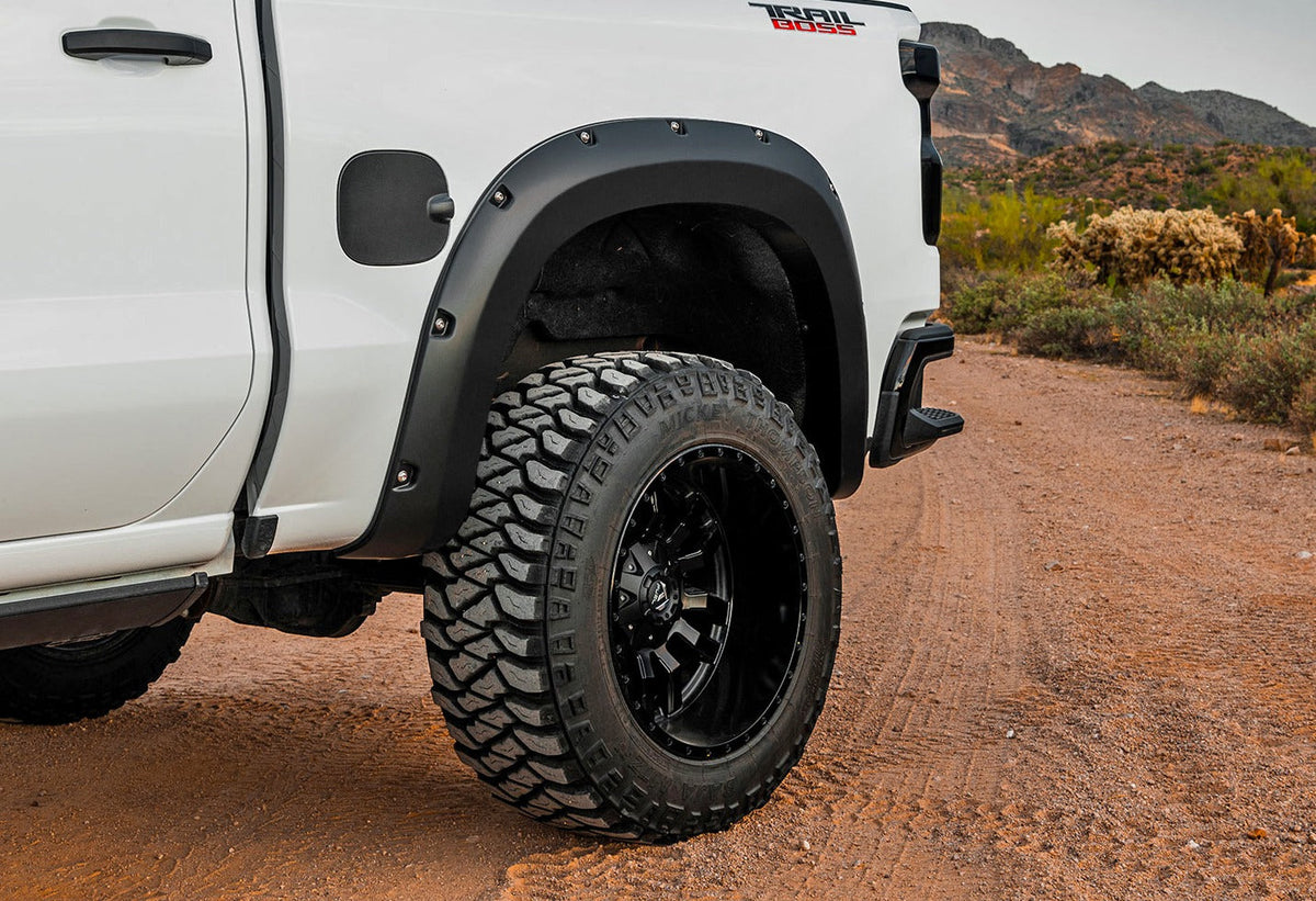 2" Pocket with Bolt Holes Fender Flares