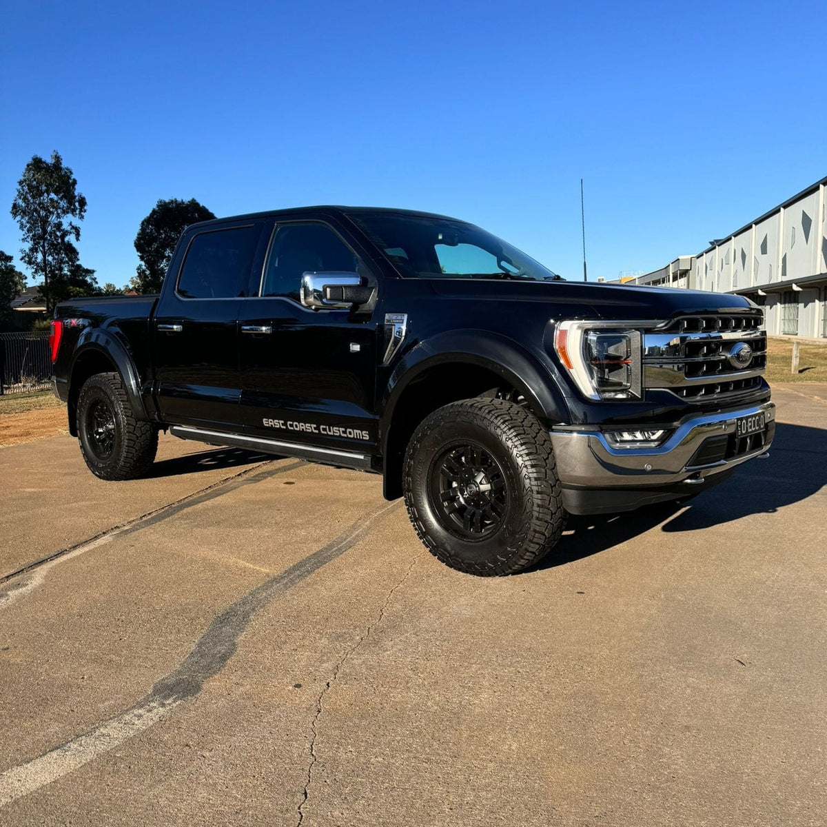Fender Flares (Smooth) & Mudflaps, Front & Rear