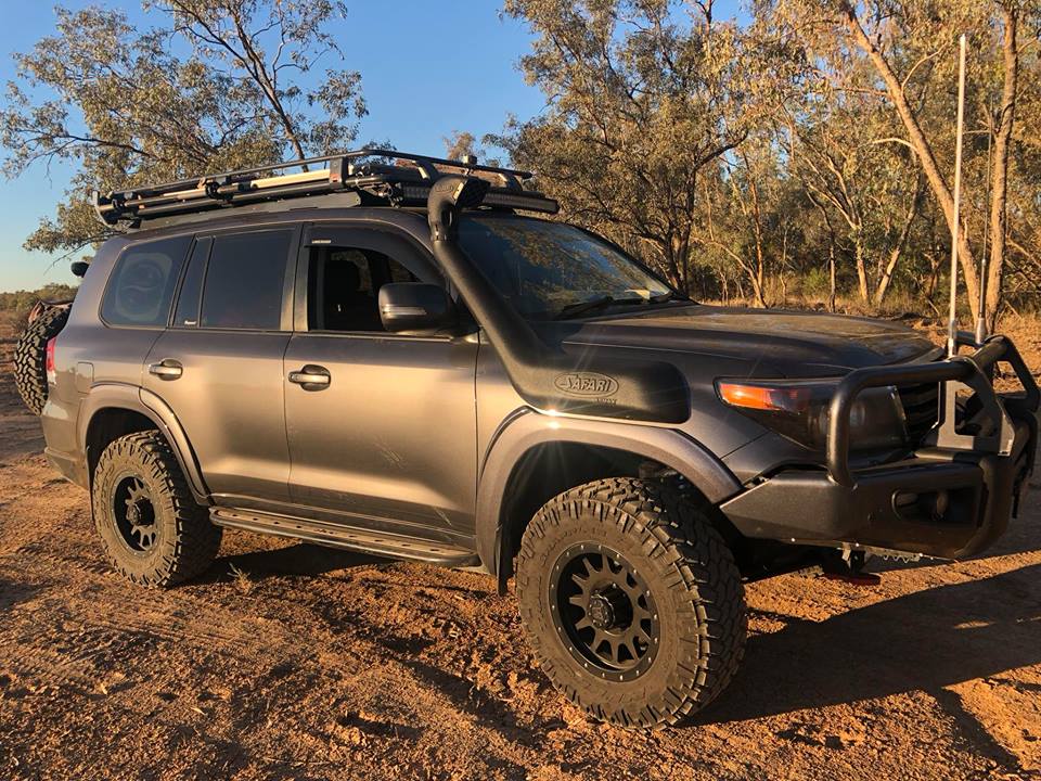 Bushwacker Flares suitable for Toyota Landcruiser 200 series 2007 - 2021 - Offroad Industries