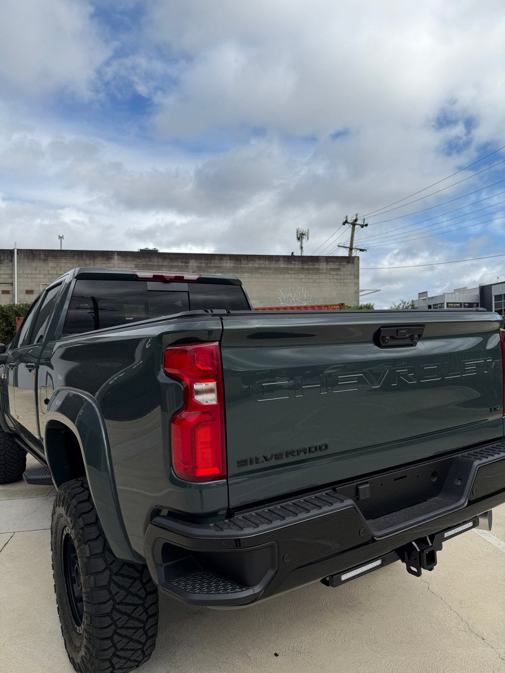 ORI GEN 2 Roller Shutter Chev Silverado 2500HD | GMC Denali 2500HD 2020+ - Offroad Industries