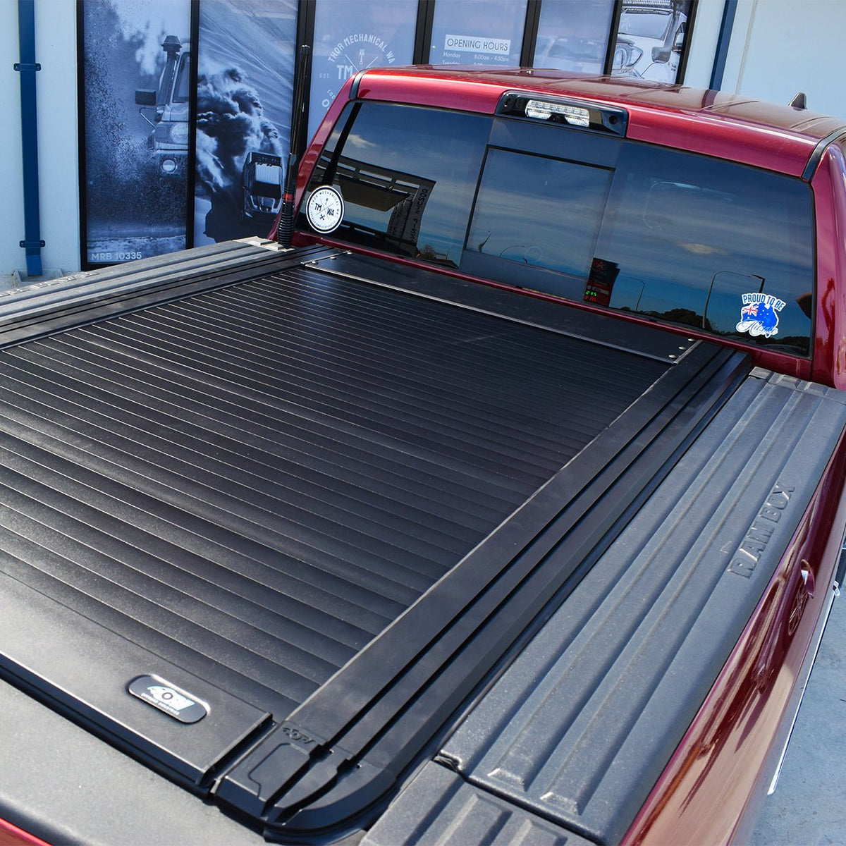 ORI RAM 2500 ROLLER SHUTTER with RAMBOX & Without 6.5' BED - Offroad Industries