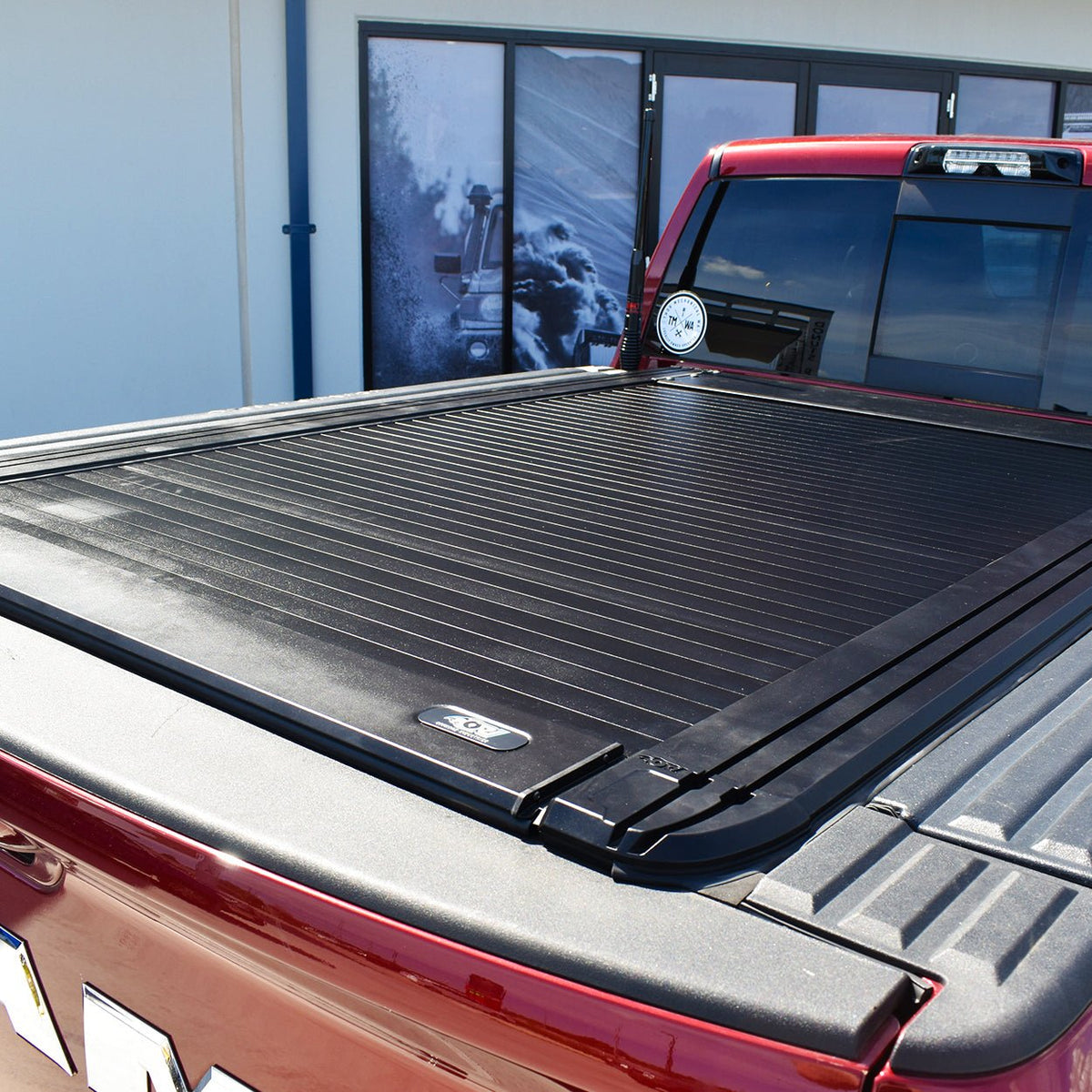 ORI RAM 2500 ROLLER SHUTTER with RAMBOX & Without 6.5' BED - Offroad Industries