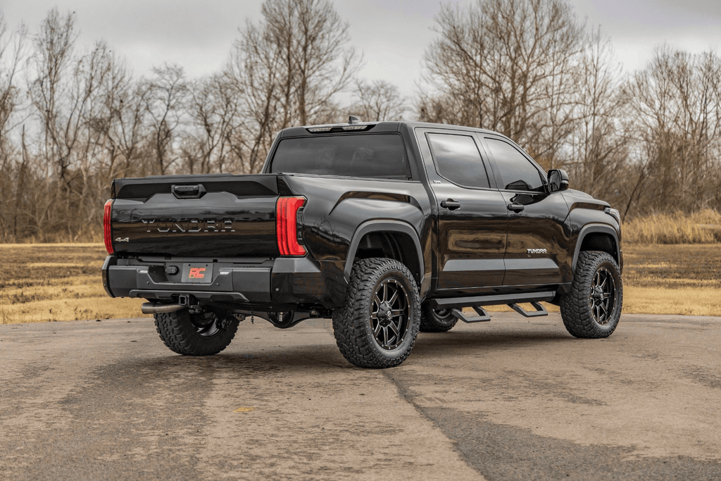 Rough Country 3.5 Inch Lift Kit Toyota Tundra 4WD M1 Suspension (2022 - 2025) - Offroad Industries