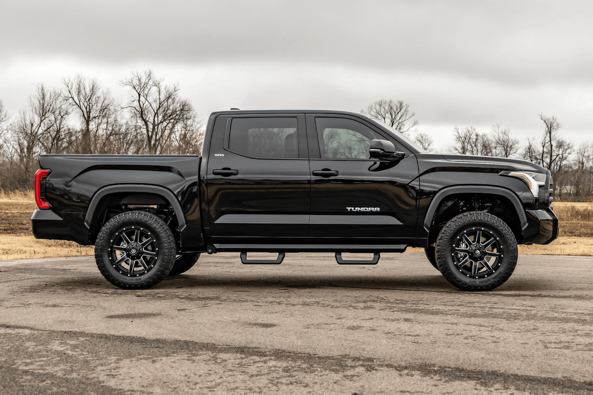 Rough Country 3.5 Inch Lift Kit Toyota Tundra 4WD M1 Suspension (2022 - 2025) - Offroad Industries